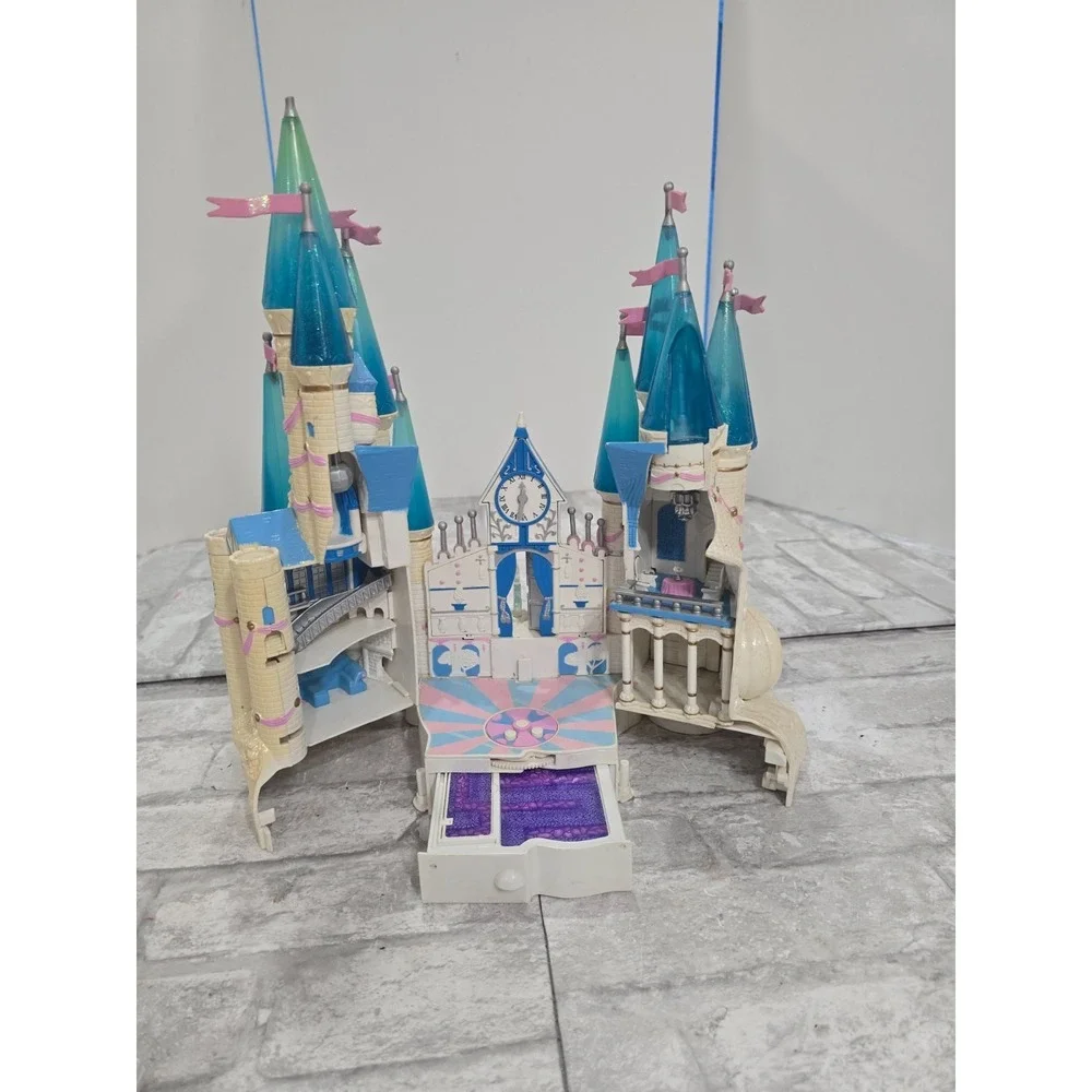 Trendmasters Vtg 1996 Disney Cinderella Star Castle Sounds Music VIDEO incomplet